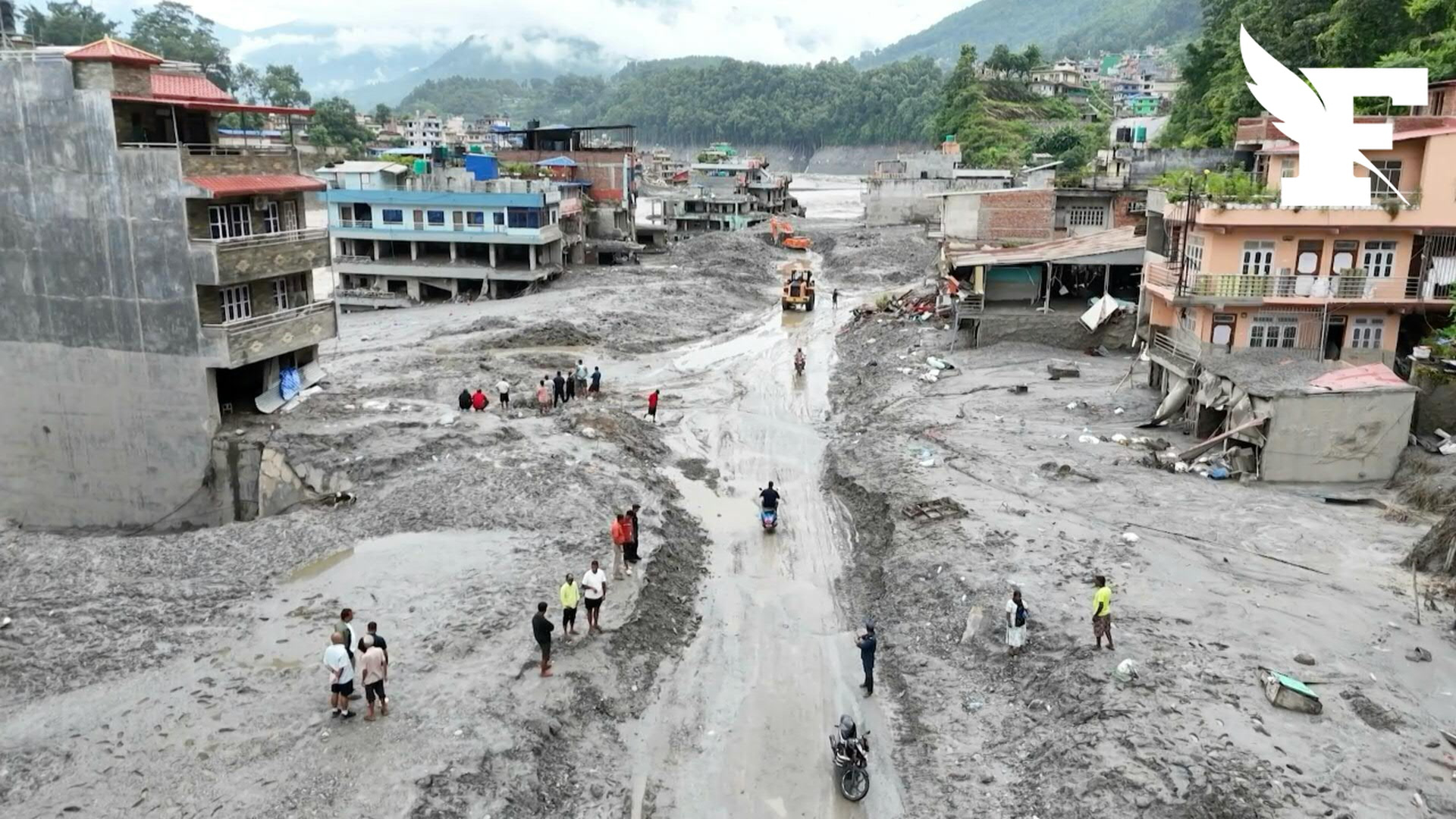 Crue dévastatrice au Népal : le bilan s’aggrave à 903 morts et 4 247 disparus
