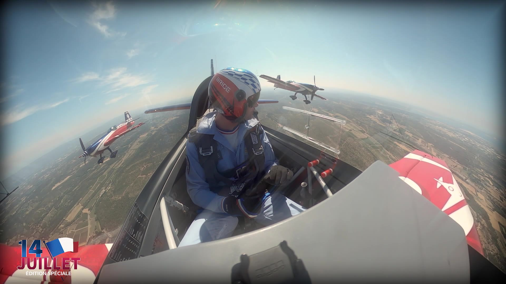 14 juillet: Le Figaro TV a embarqué avec l'équipe de voltige de l'Armée de l'air !