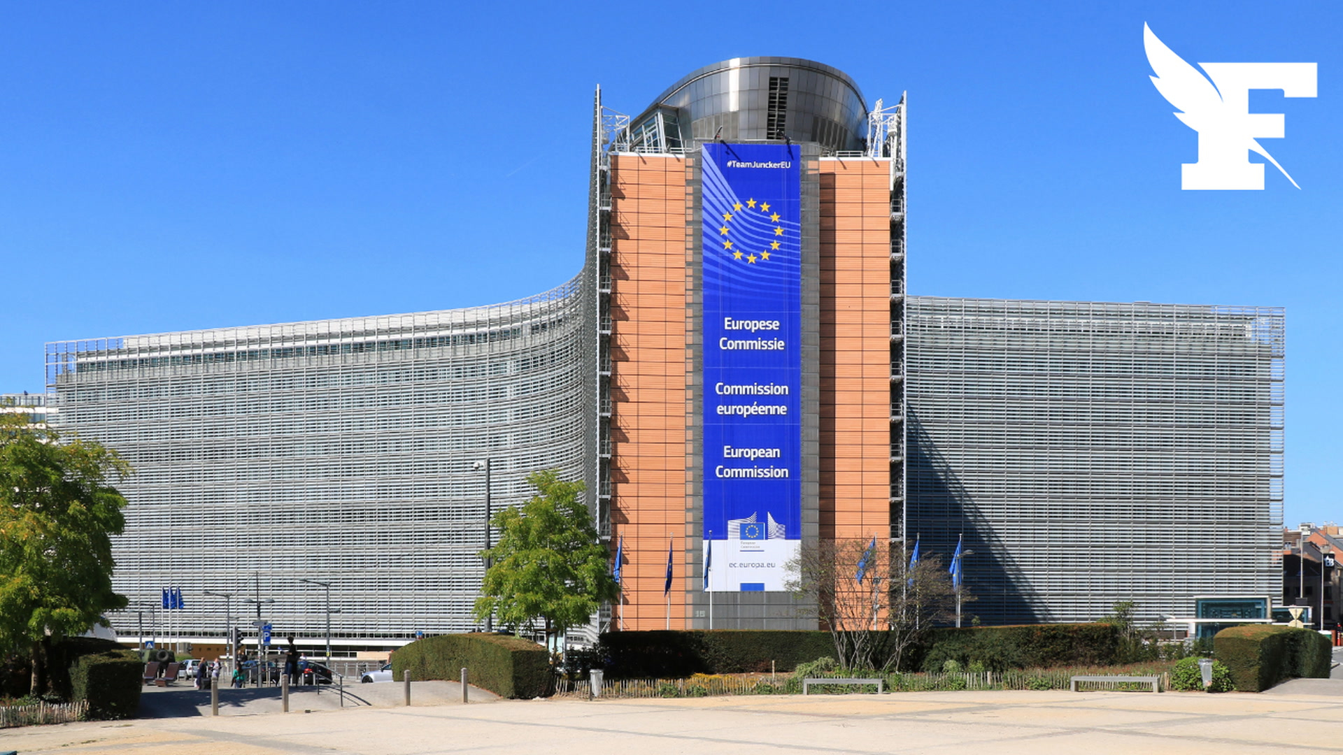 La loi réseaux sociaux aux  moins de 15 ans pas compatible avec la loi européenne, selon Bruxelles