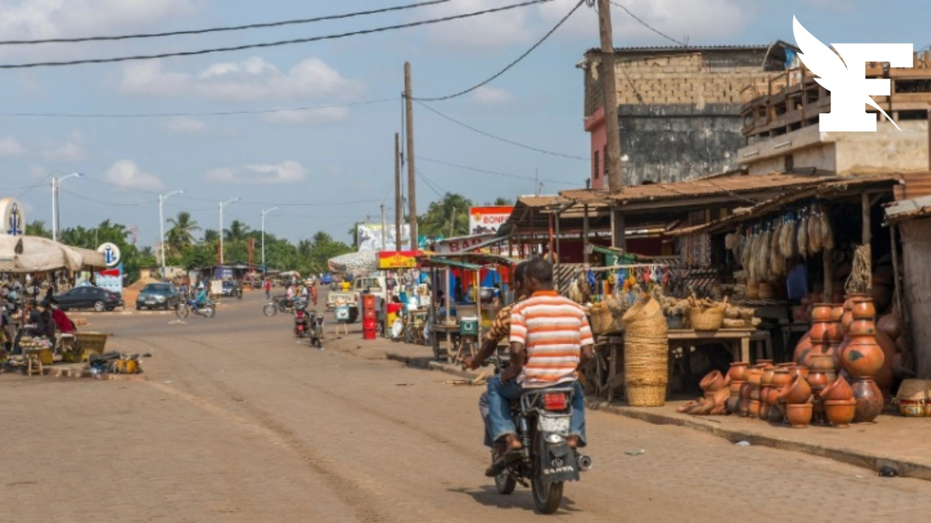 Togo : libération de deux réalisateurs français et de leur collaborateur togolais après plus d'un mois de détention