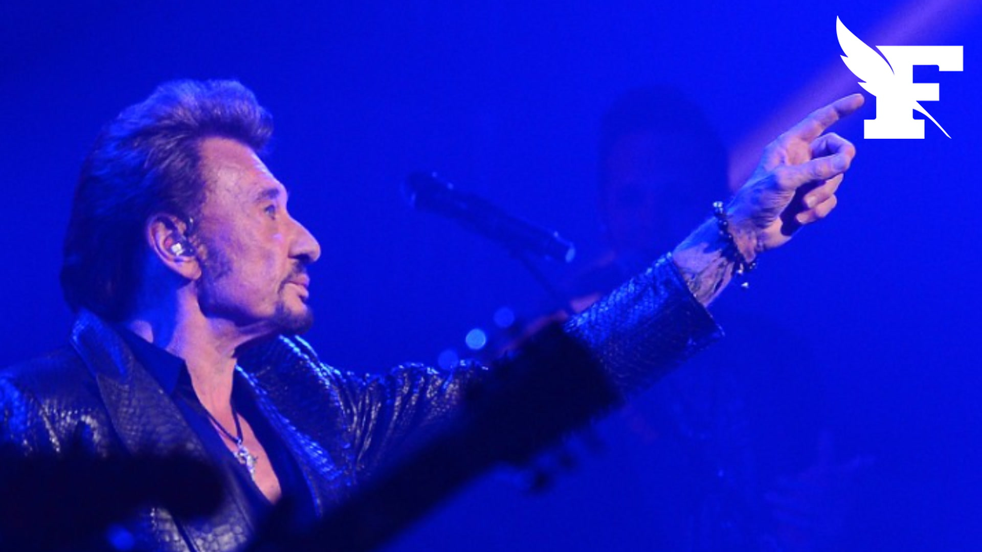 Johnny Hallyday: une nouvelle statue inaugurée à Fréjus dans le Var