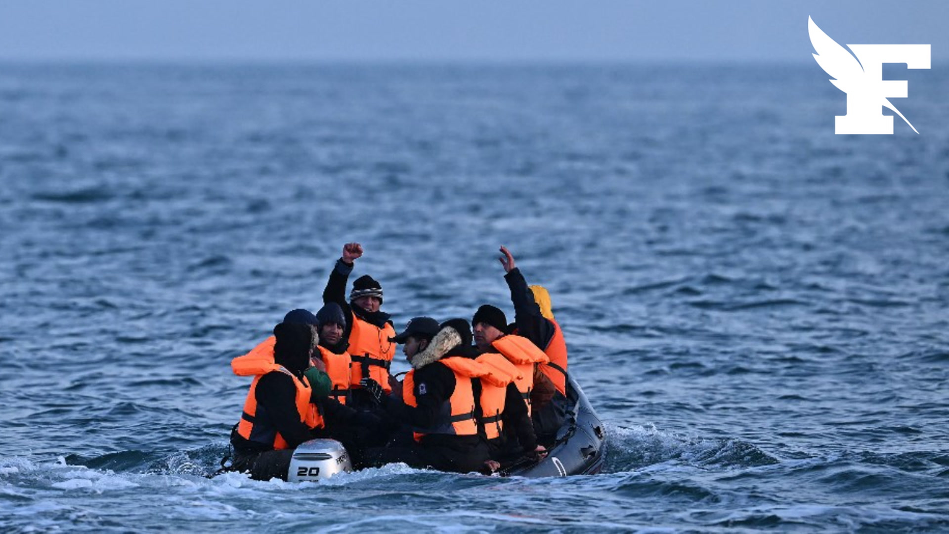 Un migrant meurt lors du naufrage de son embarcation sur la Manche