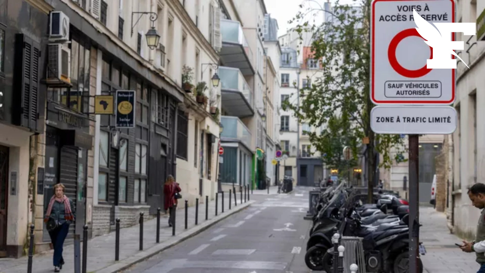 L'instauration d'une zone à trafic limité dans le centre de Paris a contribué à améliorer la qualité de l'air dans l'ensemble de la capitale, selon une étude
