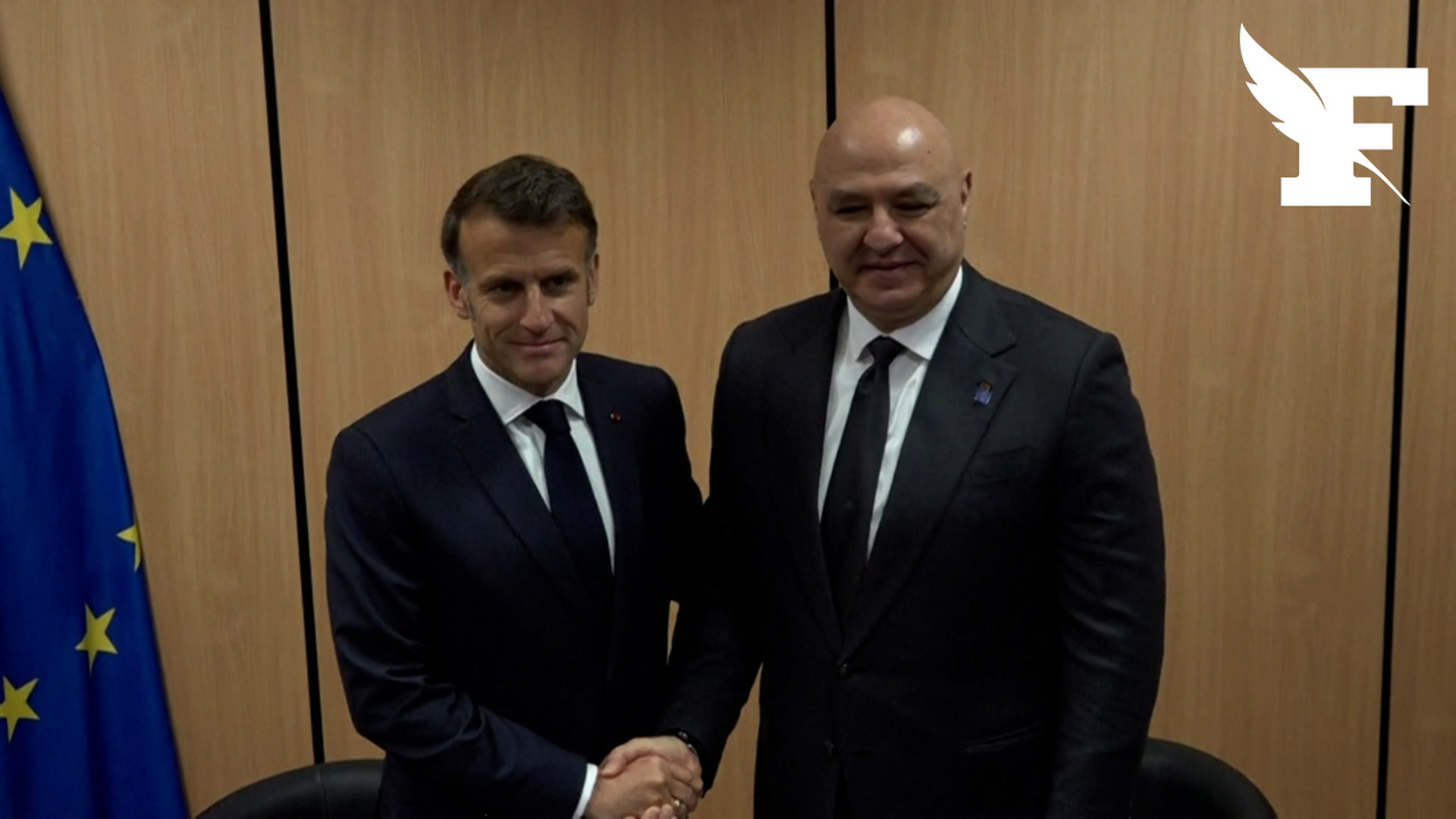 Emmanuel Macron rencontre le président libanais Joseph Aoun à Chypre