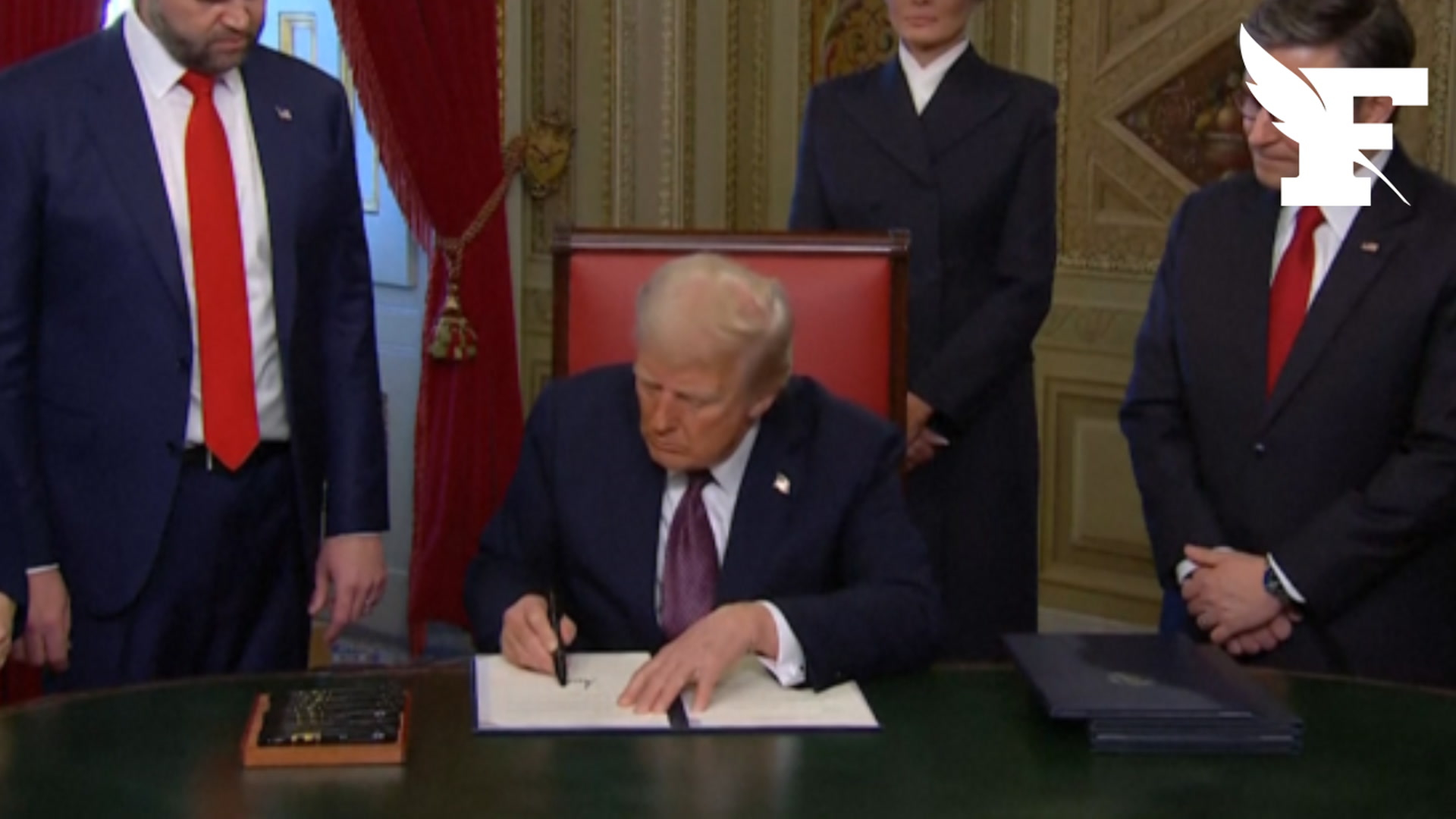 «Quelque chose comme 200%»: Donald Trump agite le spectre de nouvelles surtaxes