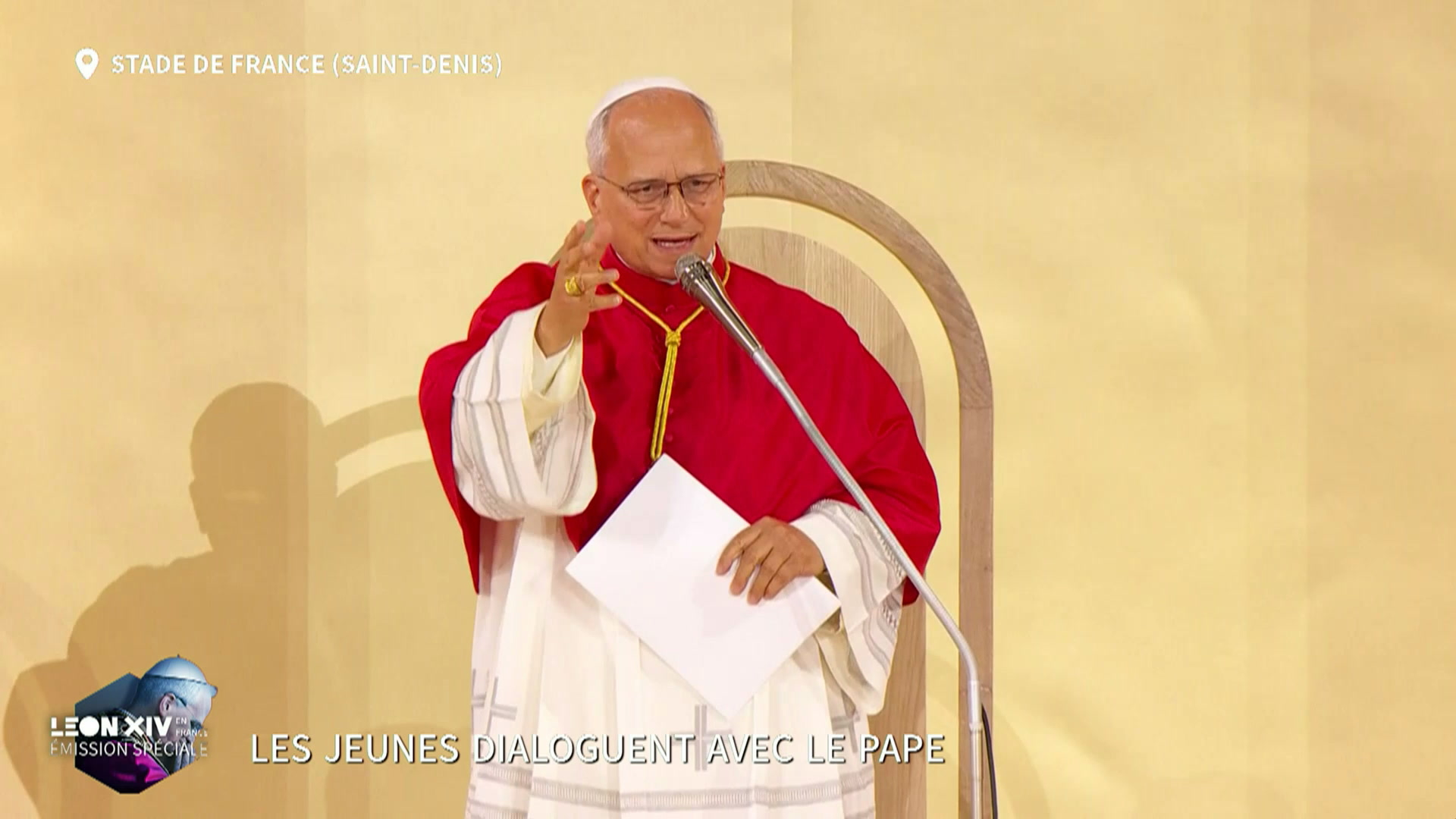 «Merci à Dieu, merci à vous, vous êtes les saints de France» : Léon XIV s'exprime devant les 80.000 jeunes au Stade de France
