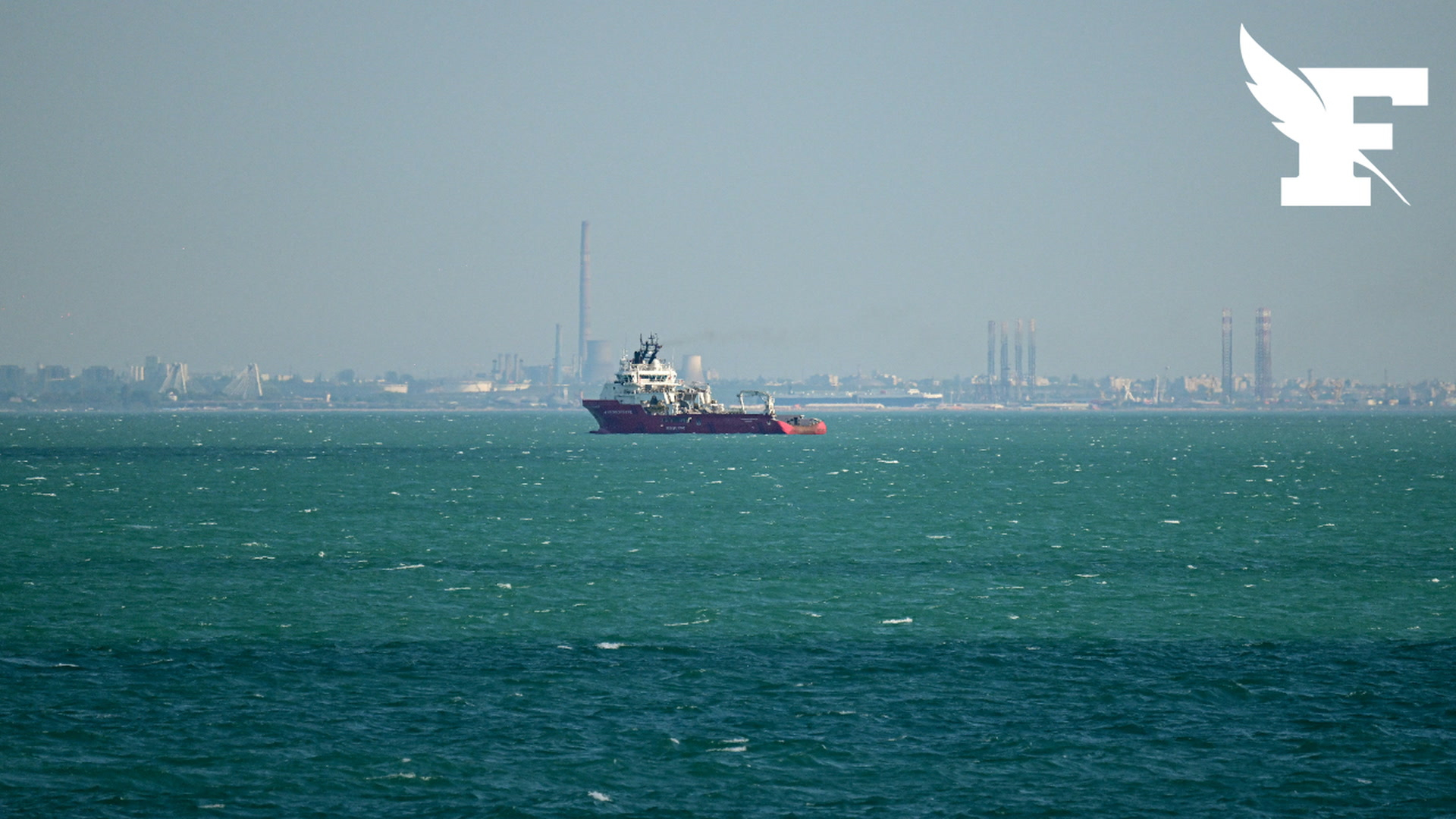 Guerre en Ukraine : des attaques russes sur plusieurs navires font trois morts