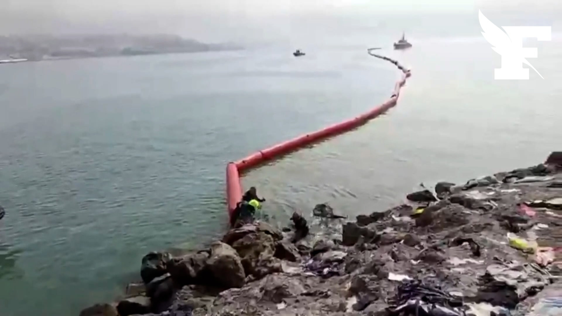 L'Espagne installe une barrière flottante de 500 mètres au large de Ceuta