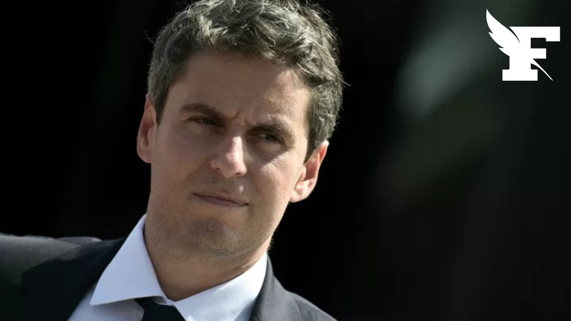 Présidentielles 2027:  Gabriel Attal promet un plan pour ramener les finances publiques à l'équilibre, avec des départs volontaires de fonctionnaires pour supprimer 100.000 postes