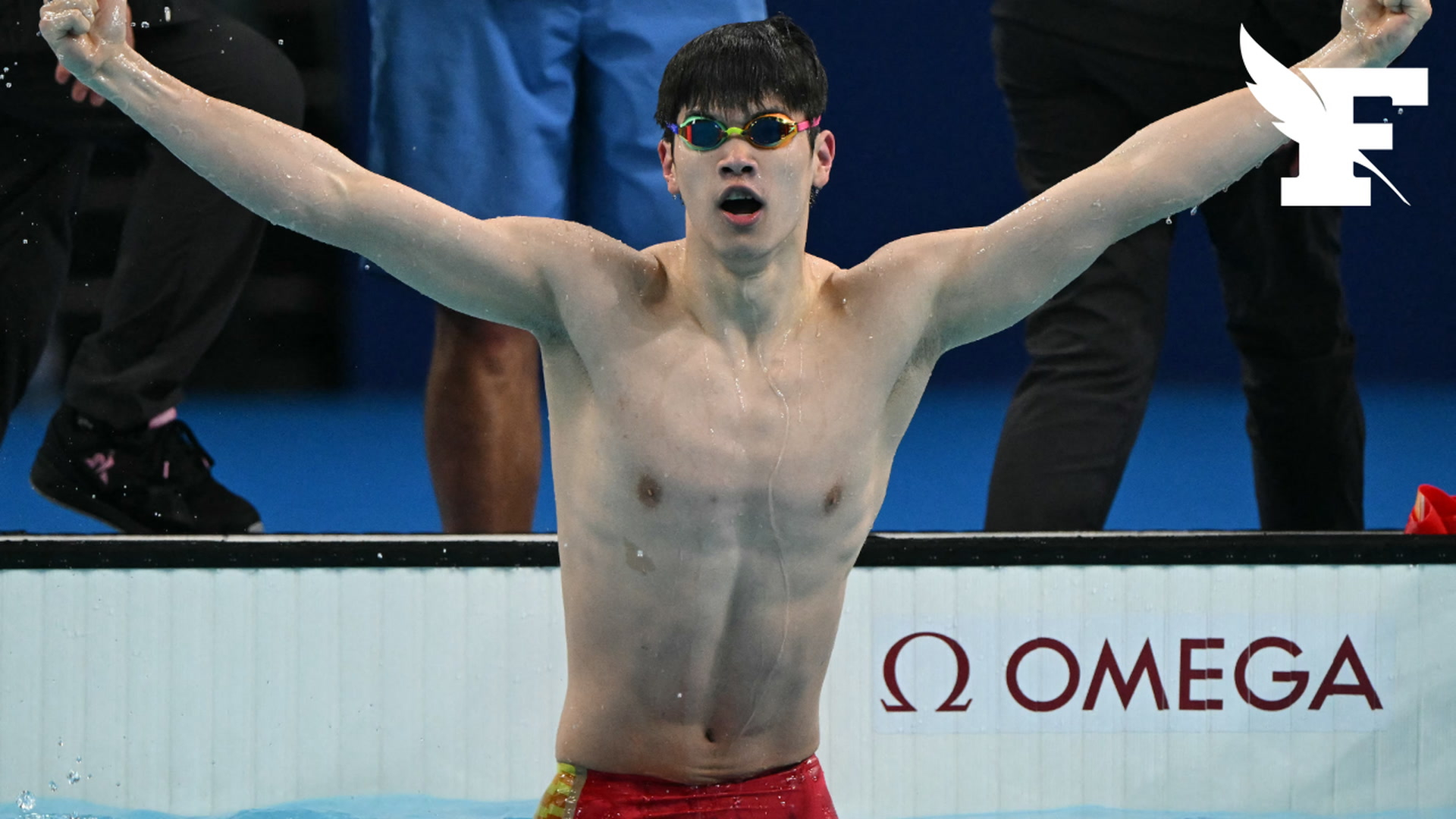 JO Paris 2024 le record du monde du 100m nage