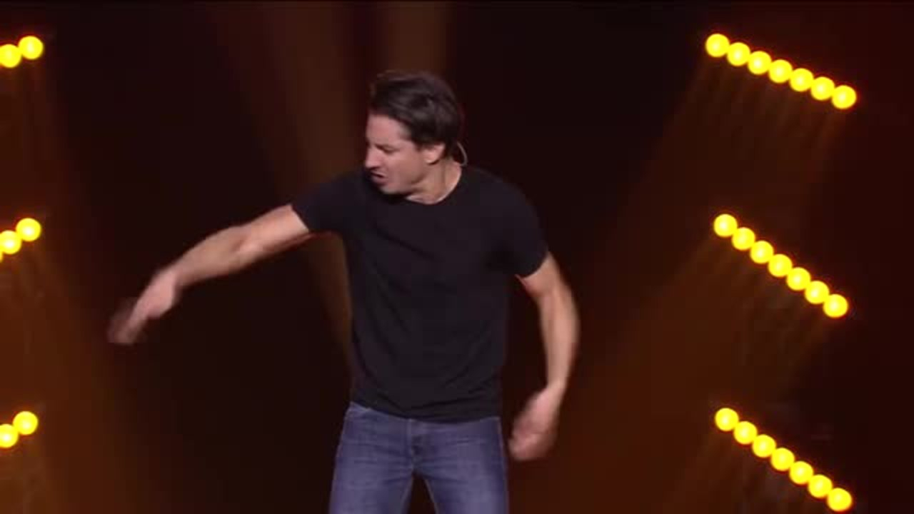 Jérémy Ferrari «Vends 2pièces à Beyrouth» VF Diffusé le 29/11/21 à 23h10 sur COMEDIE