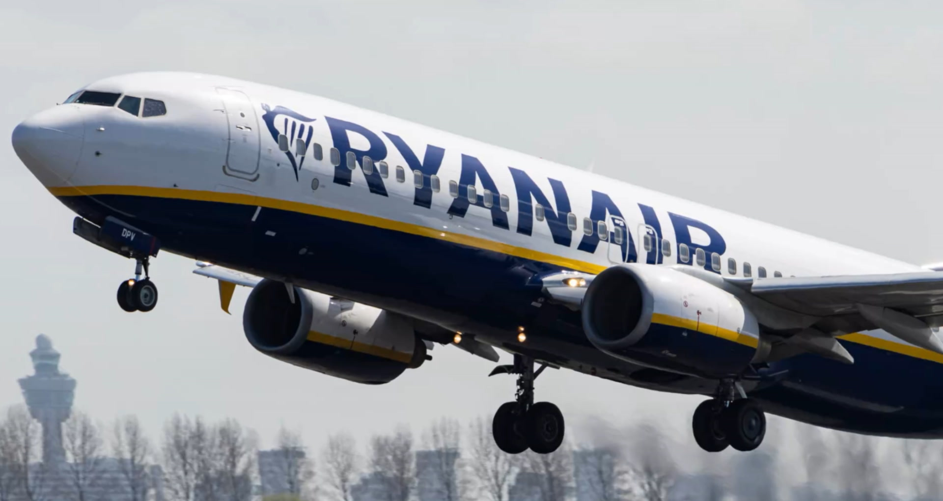 S'asseoir à côté de son enfant ne sera plus payant sur les vols Ryanair