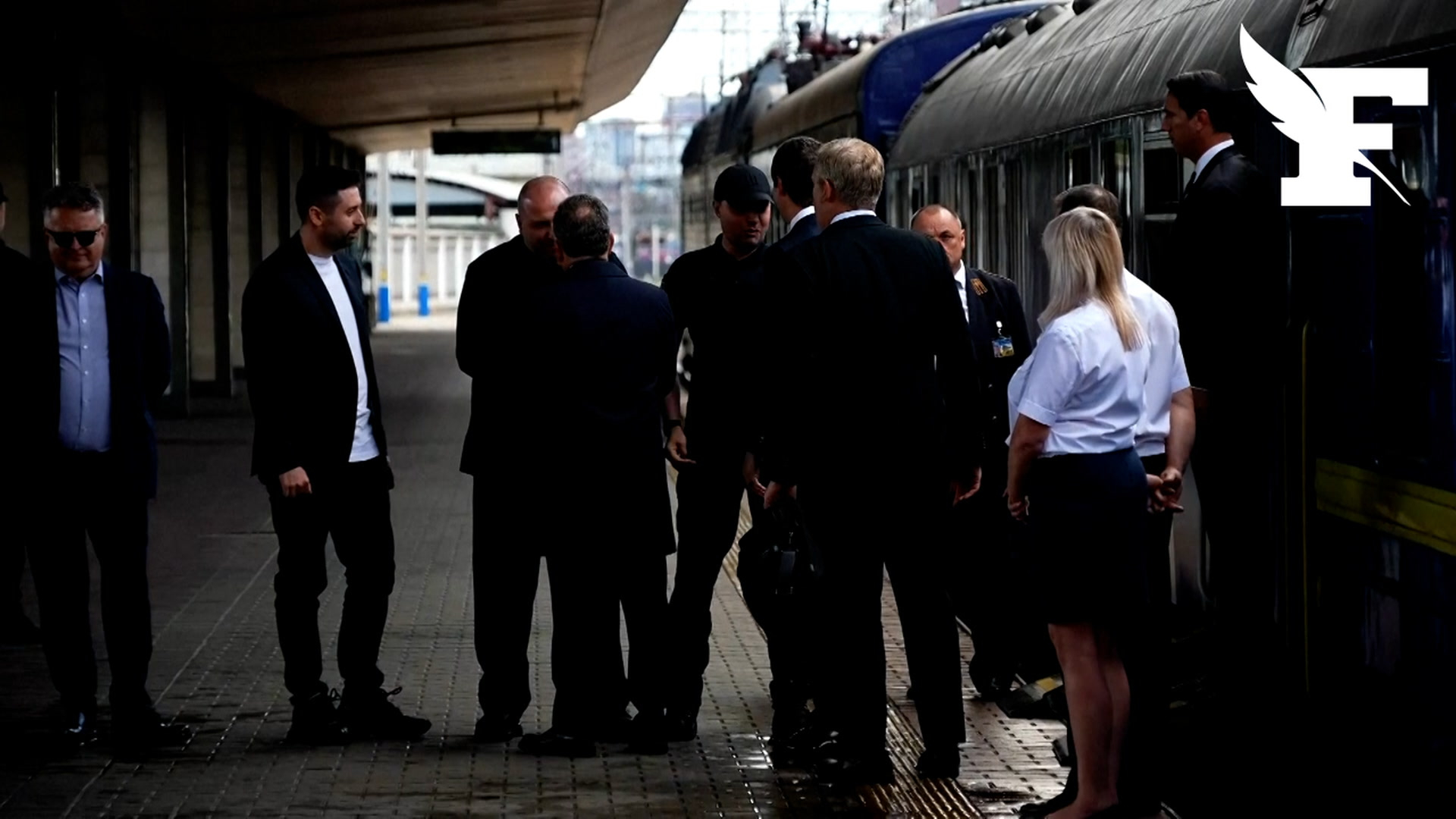 Les émissaires américains sont arrivés à Kiev pour rencontrer Volodymyr Zelensky