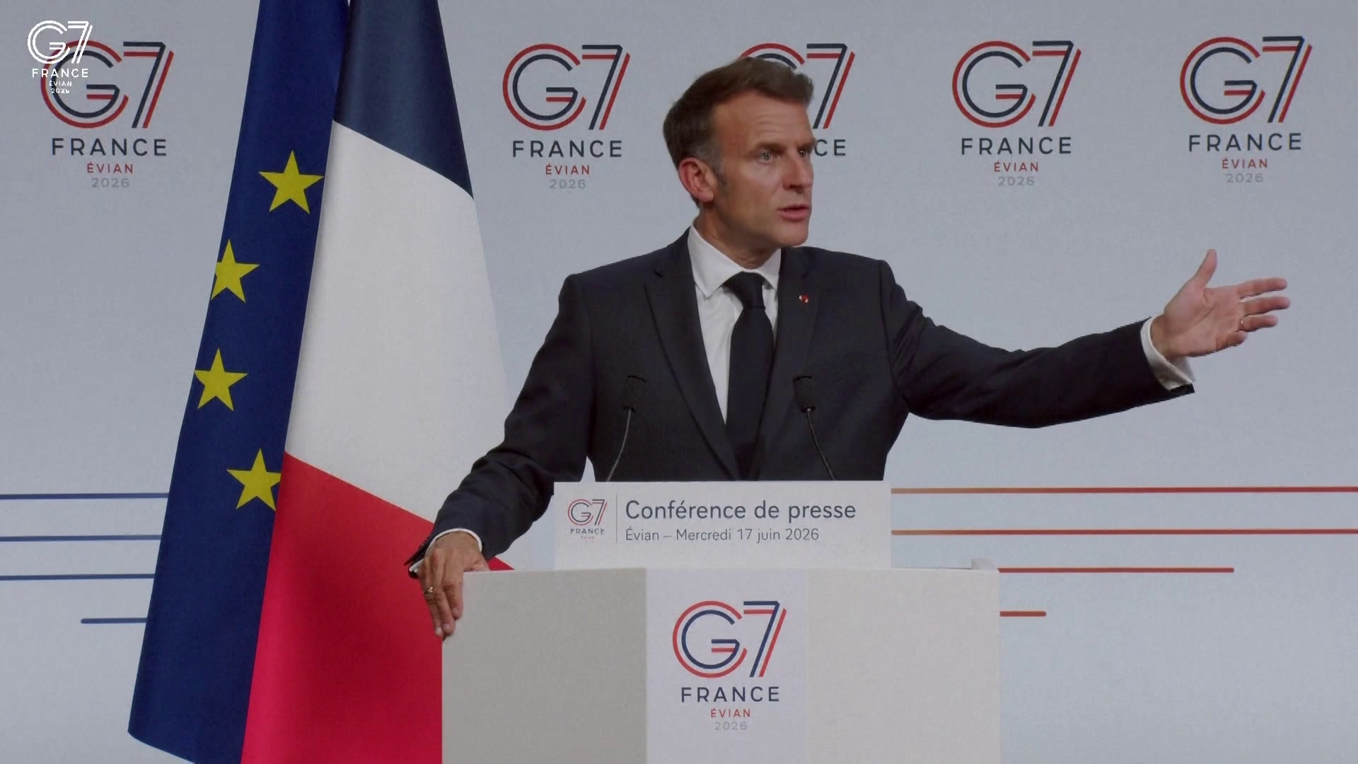 «Versailles est un instrument diplomatique !», assume Emmanuel Macron alors que la présence de Trump au château fait polémique