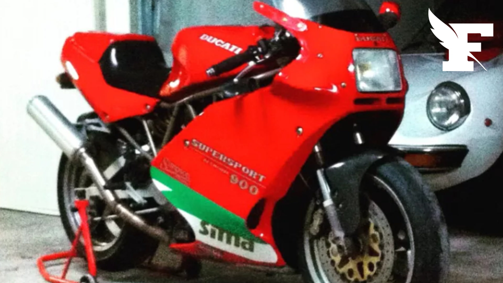 Comment Frédéric a-t-il acheté sa moto de rêve, une Ducati 900 SS, sur le Minitel en 1997 ?