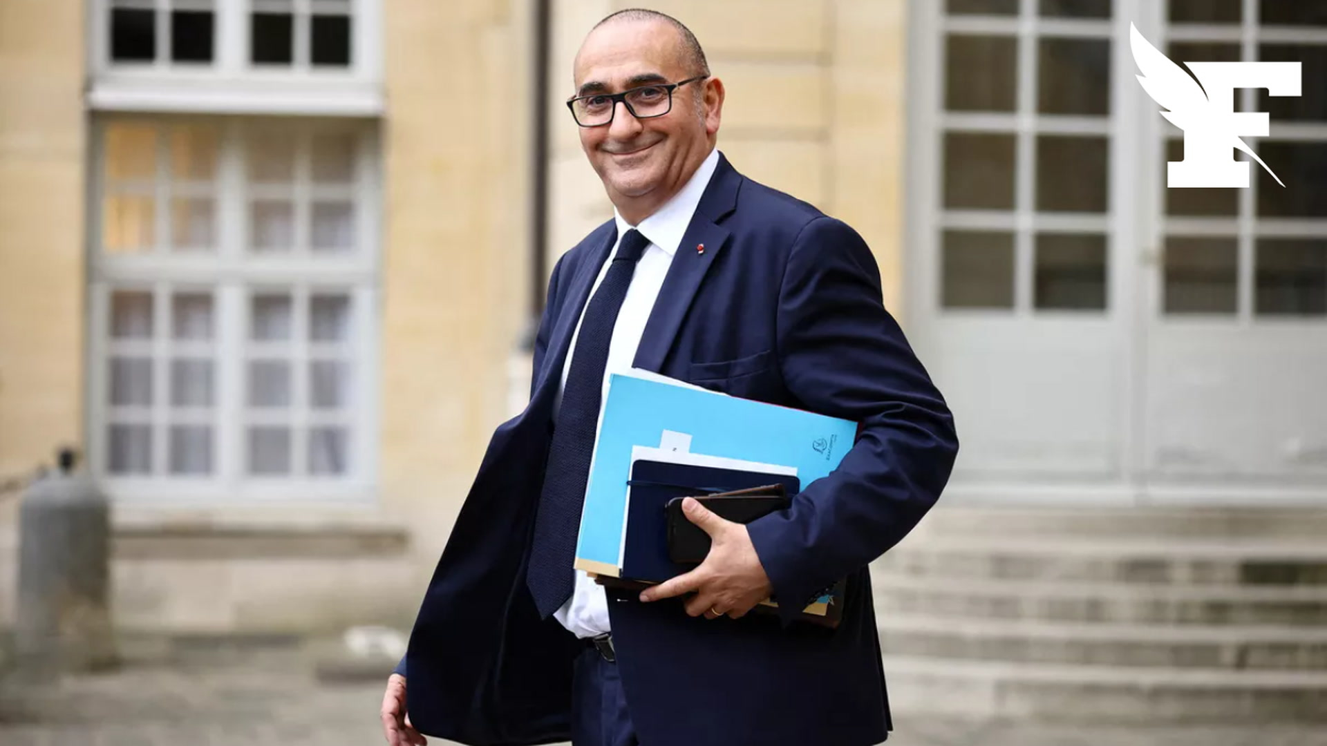 Canicule: Laurent Nuñez recommande aux préfets d’interdire la vente et la consommation d’alcool dans l’espace public