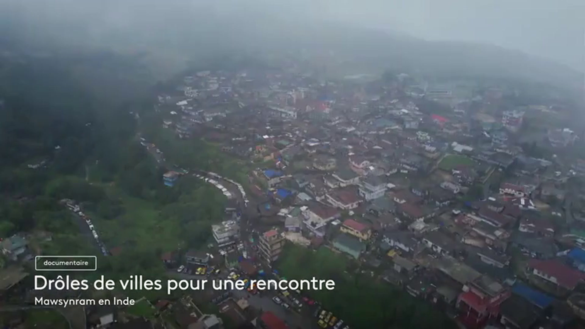 Drole De Ville Pour Une Rencontre 2022 Drôles de villes pour une rencontre - VF