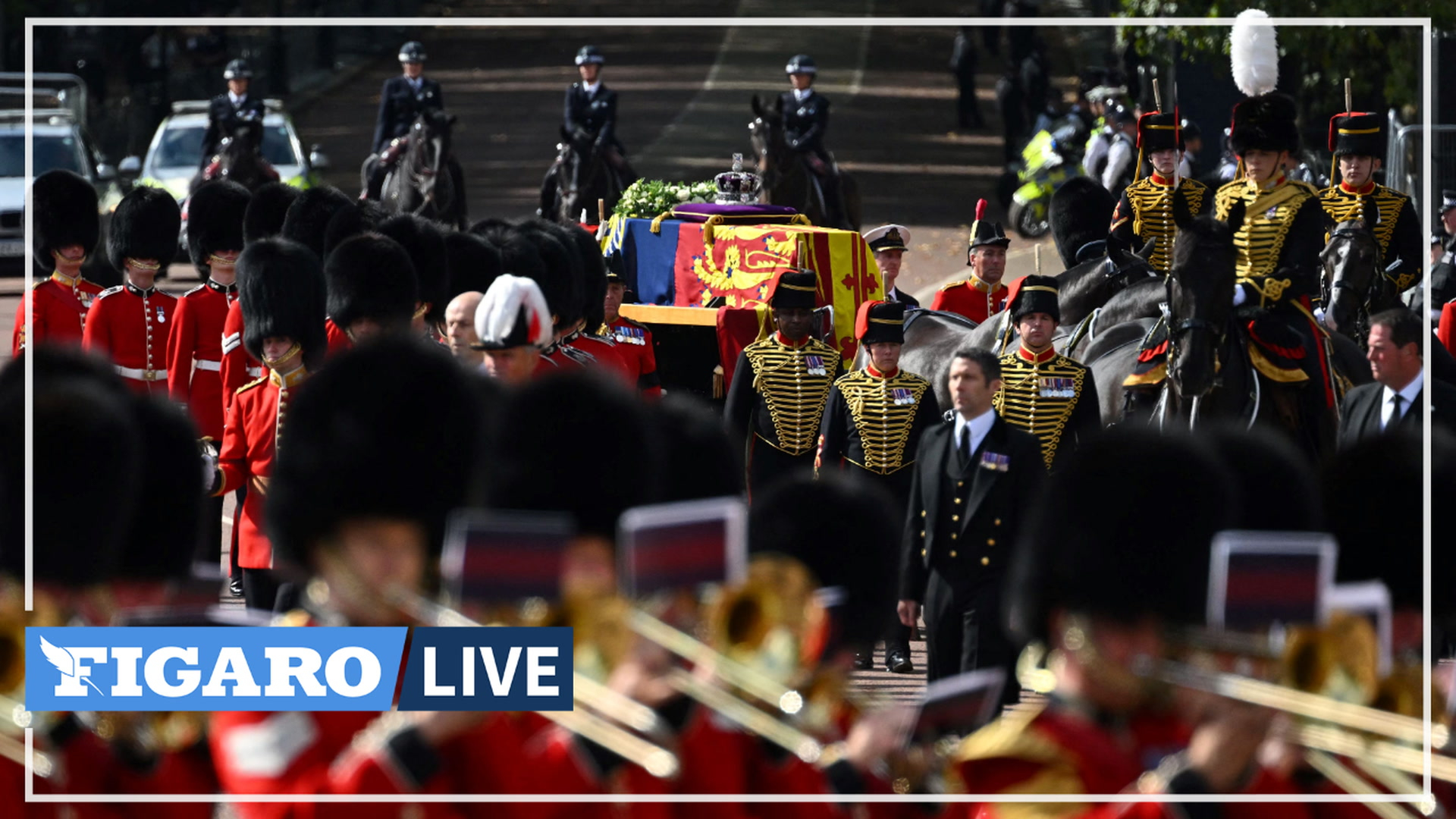 Mort D Elizabeth Ii Le Cercueil De La Reine Entre Westminster Hall