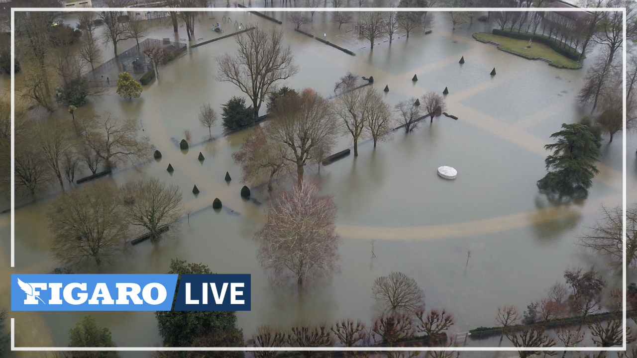 Crue en Charente: les images du centre-ville de Saintes sous les eaux