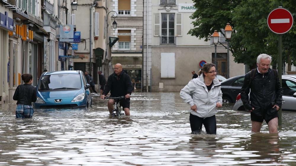 Dix Images Qui Témoignent Des Inondations Dans Le Centre Et Lest De La