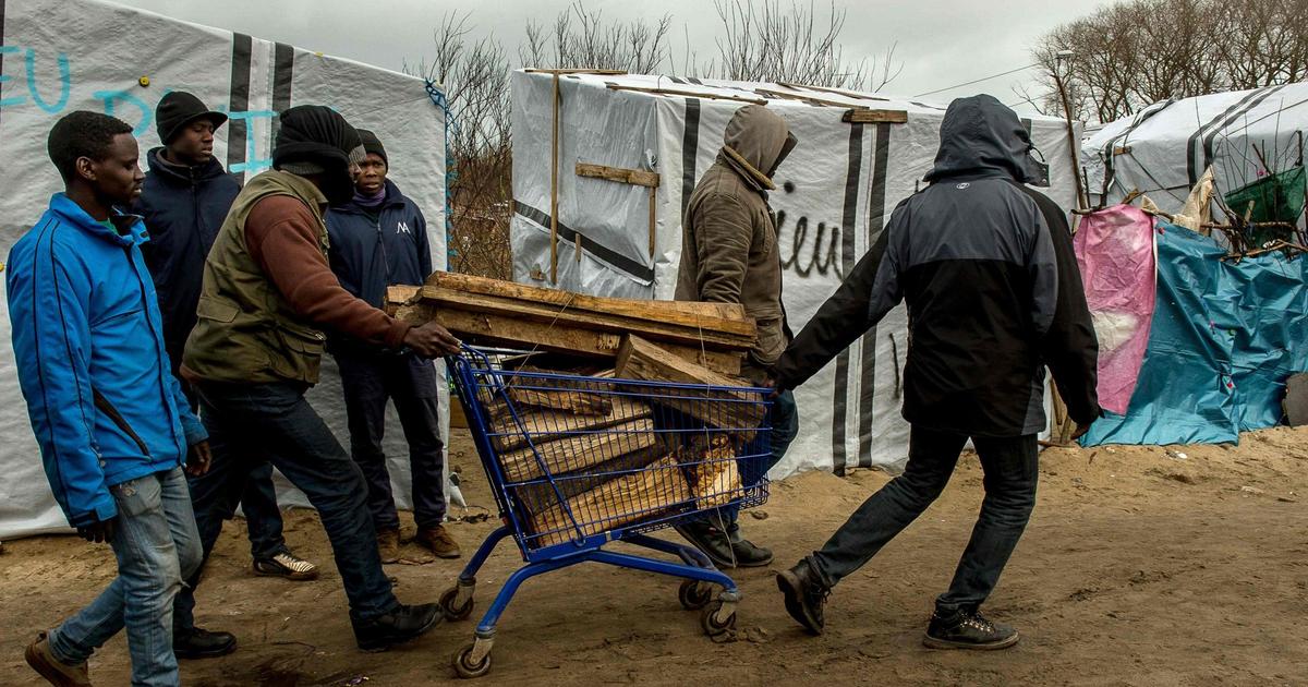 Calais: pourquoi les migrants veulent-ils à tout prix aller en Grande