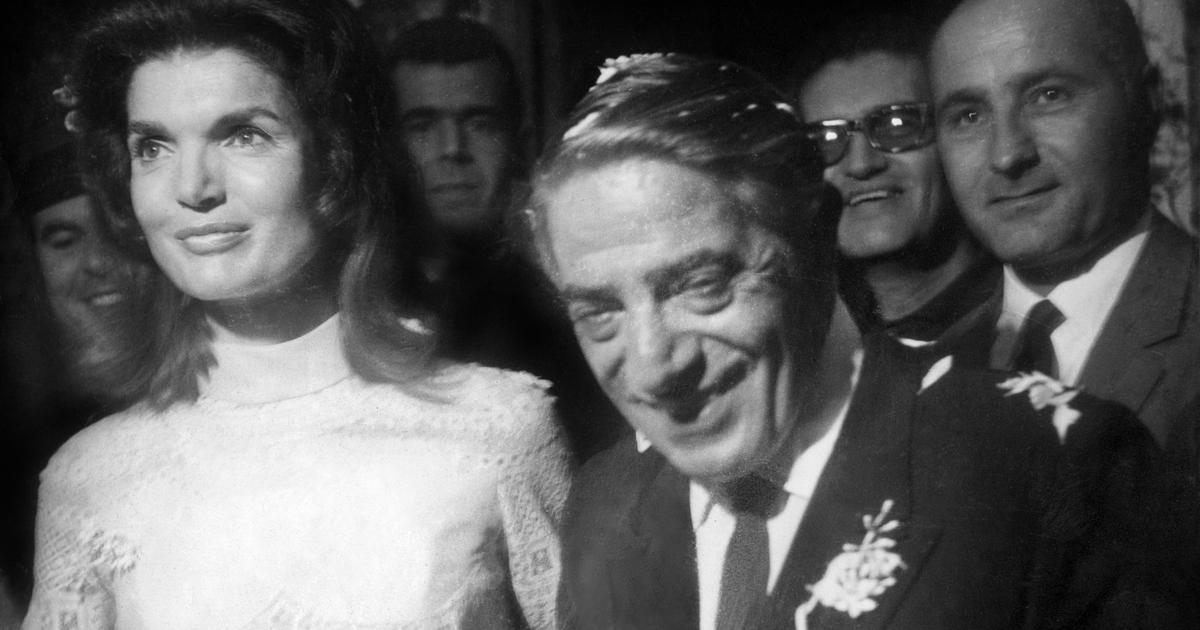 Il Y A 50 Ans Le Mariage De Jackie Kennedy Et Daristote Onassis Divisait Les Américains 