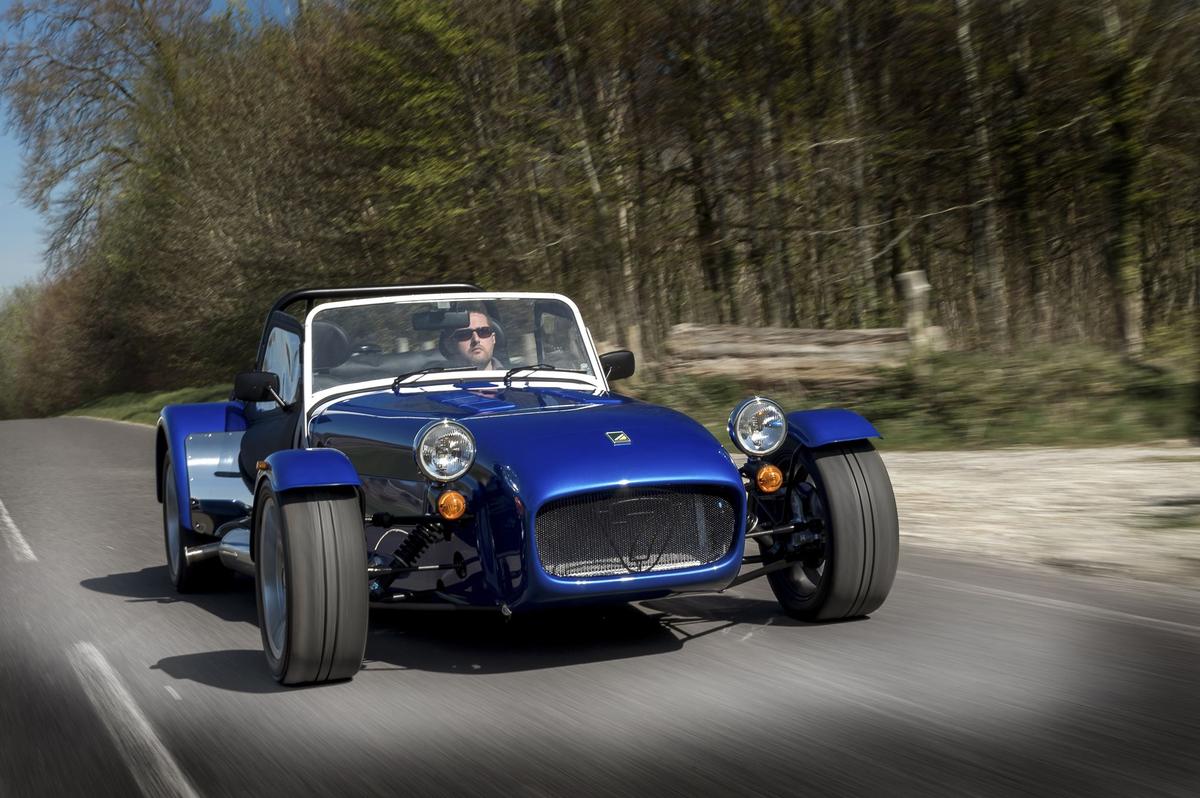 Miniature Lotus Caterham Super 7 – 1957-1973 – Cabriolet Bleu Métal – Anson 1/18