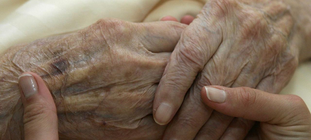Belgique : 40% des citoyens favorables à l’arrêt des soins pour les plus de 85 ans (Réactions) XVMbe613e68-4a86-11e9-a599-97adb185bda8