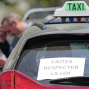 À Paris, les chauffeurs de taxis font la chasse aux UberPop