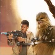 Star Wars VII :John Boyega pose avec Chewbacca