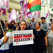 À Paris, les Kurdes se mobilisent contre les frappes de la Turquie