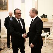 Hollande chez Poutine : le changement diplomatique, c'est maintenant