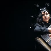 PJ Harvey, reine de la fanfare