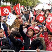Six ans après la chute de Ben Ali, la Tunisie au milieu du gué
