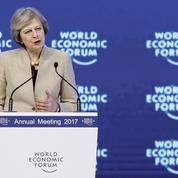 Davos: le Brexit n'est pas un repli sur soi, plaide Theresa May