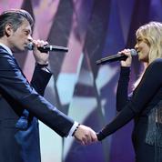 Cannes 2017 : Biolay et Louane chantent Nougaro à la cérémonie d'ouverture