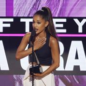 Cinq jours après l'attentat, Ariana Grande promet de rechanter à Manchester