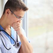 Burn-out, suicides, dépression : internes et jeunes médecins tirent la sonnette d'alarme