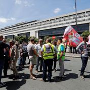 GM&S : reçus par Bruno Le Maire, les salariés maintiennent la pression