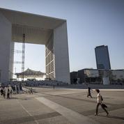 Grande Arche de la Défense : ouvre-toit !
