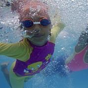 Philippines : des cours de natation pour prémunir les enfants de la noyade