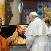 En Birmanie, le Pape appelle les bouddhistes à dépasser «préjugés» et «haine»