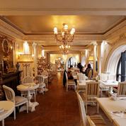 Café Pouchkine: la belle illusion du tsar-system