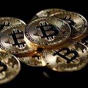 Après sa chute vertigineuse, le bitcoin rebondit nettement