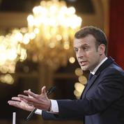 «Fake news» : Macron met les réseaux sociaux face à leurs responsabilités