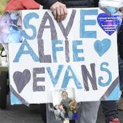 Royaume-Uni : Alfie Evans, 23 mois, au cœur d'un débat sur la fin de vie