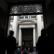 Argentine : la banque centrale tente d'enrayer la chute du peso