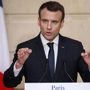 Macron crée des remous en opposant l'héroïsme de Beltrame à la défense des APL