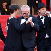 La photo du jour 11 à Cannes : la danse de la joie de Thierry Frémaux