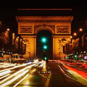 Les Champs-Élysées s‘offrent un cinéma géant en plein air cet été